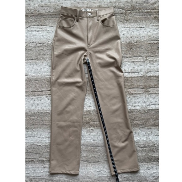 ABERCROMBIE & FITCH The '90s Straight Ultra High Rise Vegan Leather Pants - Picture 8 of 15